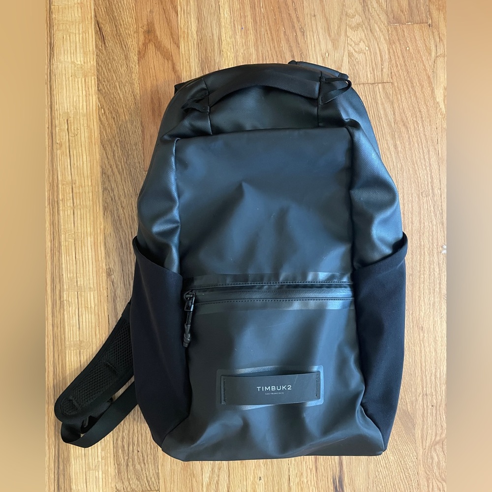 Timbuk2 water resistant essential shadow commuter backpack